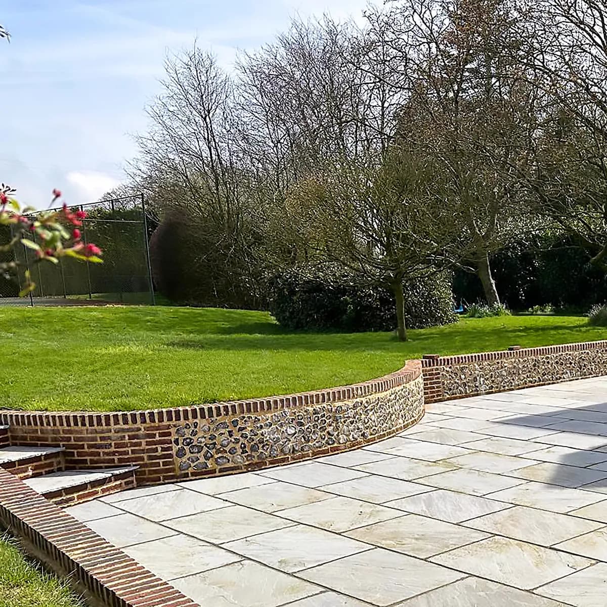 Knapped flint garden wall